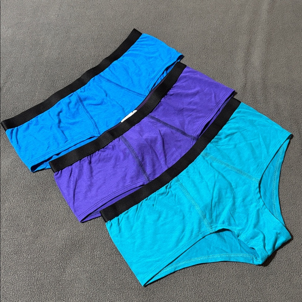 New MeUndies women cheeky briefs Lot Of 3 size S NWOT